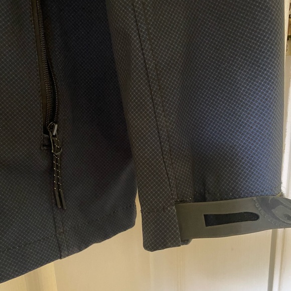 Point Zero Raincoat - Picture 3 of 5